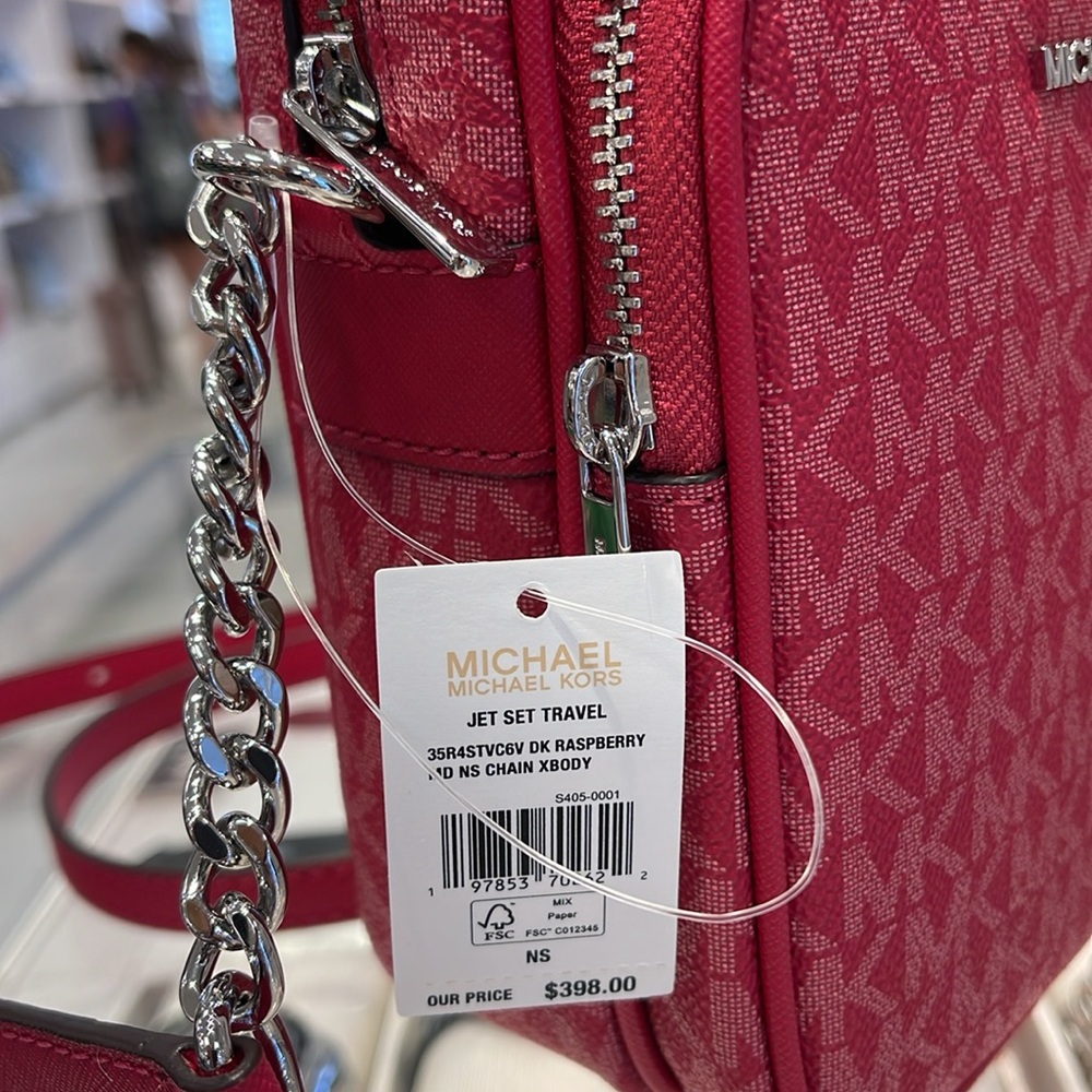 MICHAEL KORS Jet Set Travel Md Signature Logo Crossbody Flight Bag
DK RASPBERRY - Picture 7 of 16
